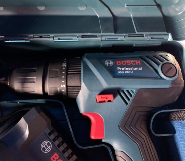 Máy khoan dùng pin Bosch gsb 180-li